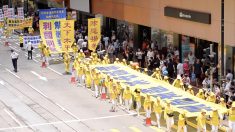 【動画ニュース】香港で反迫害パレードと民主派のデモ行進同時進行